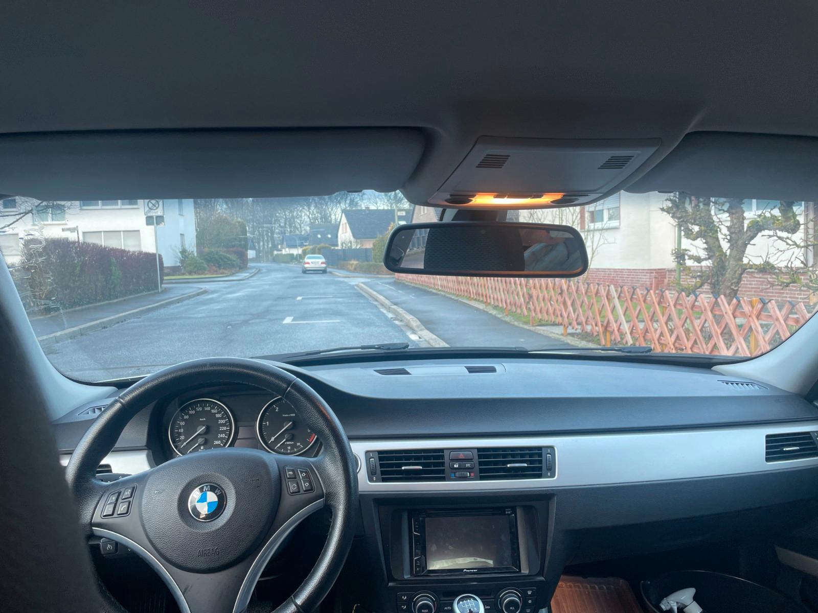 BMW 330d xDrive Touring -