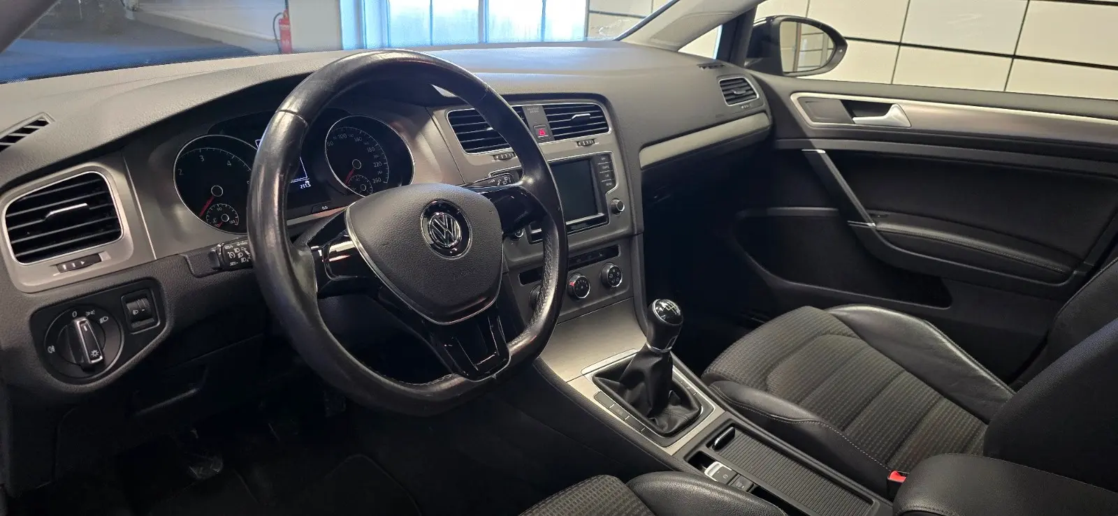 Volkswagen Golf 2015 — photo 7