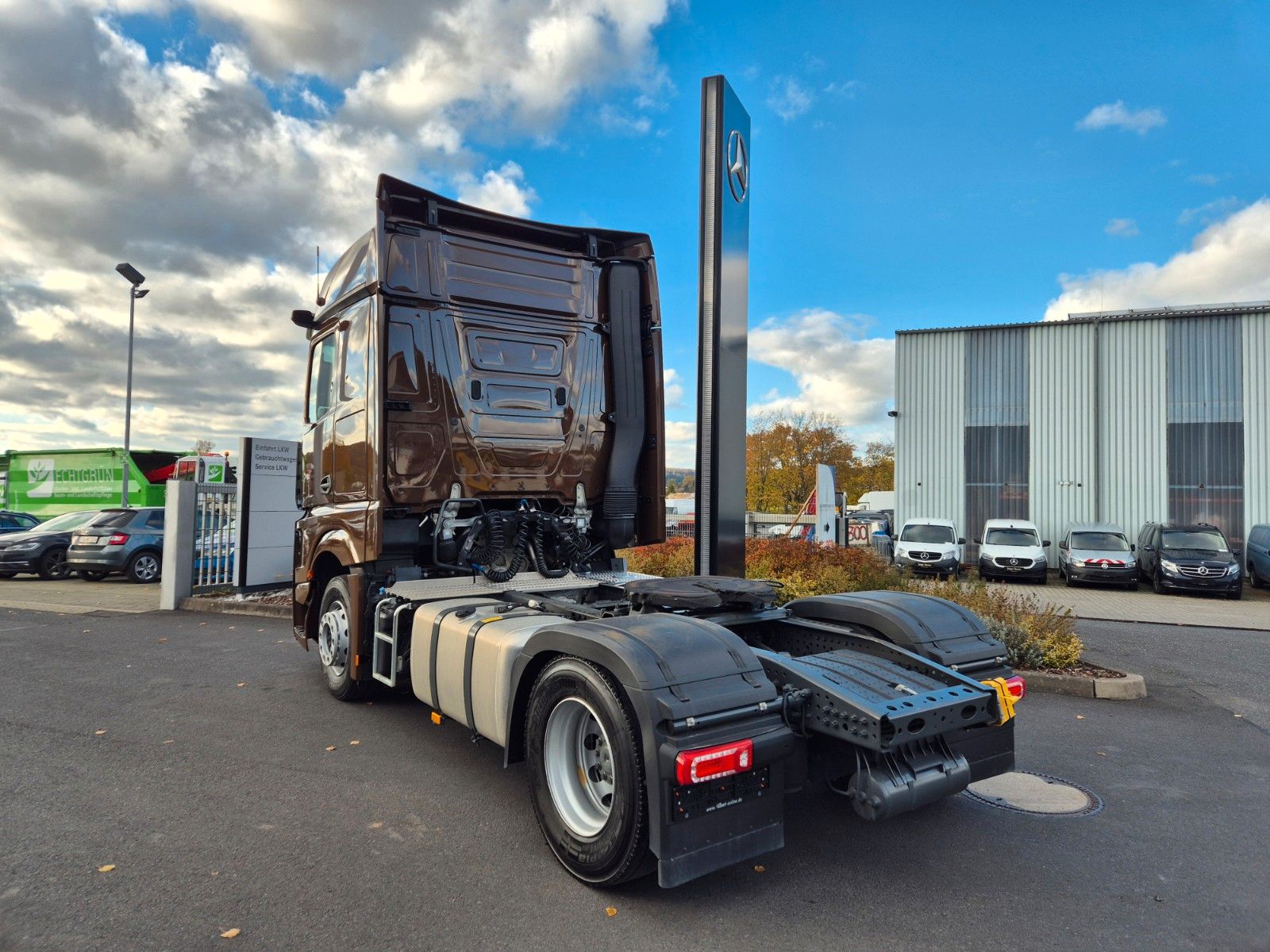 Fahrzeugabbildung Mercedes-Benz Actros 1848 LS Öl-Retarder Standklima BigSpace