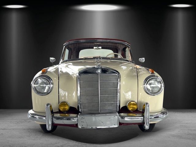 Fahrzeugabbildung Mercedes-Benz 220 S Cabriolet Ponton