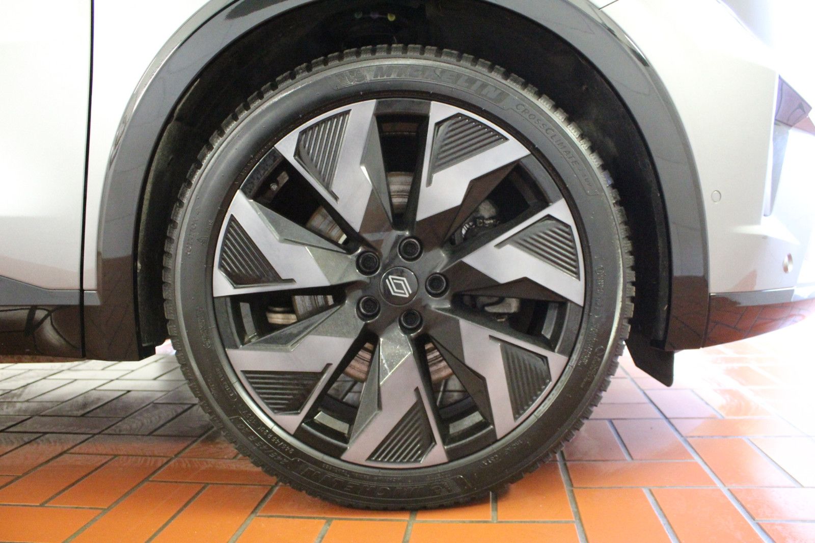 Fahrzeugabbildung Renault Rafale Hybrid E-Tech 4x4 300 PHEV Esprit Alpine