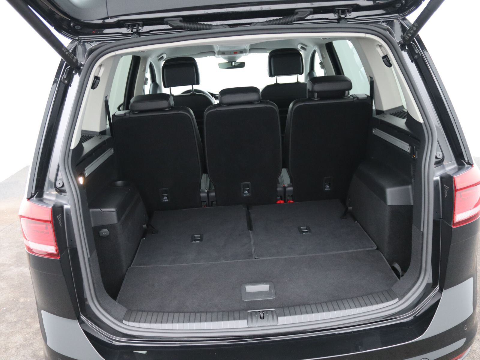 Volkswagen Touran - Bild 10