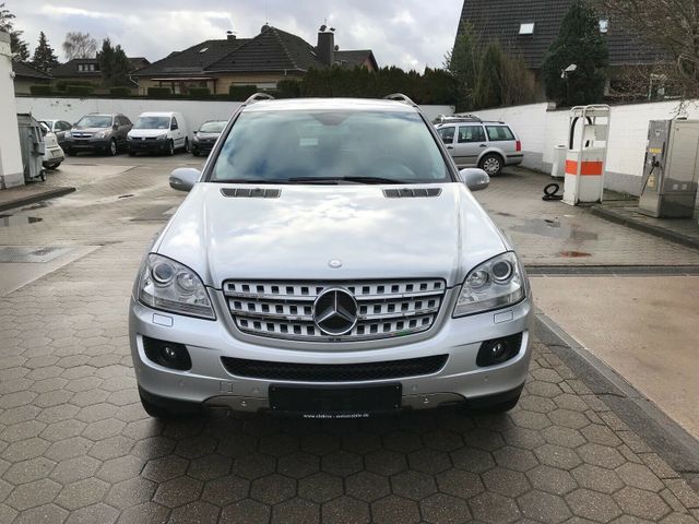 Mercedes-Benz ML 280 CDI 4 MATIC SCHECKHEFT+NAVI+LEDER+SHZ