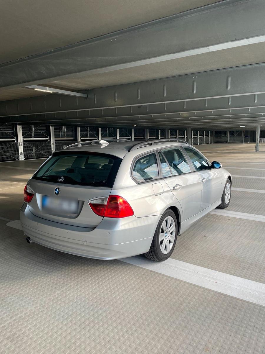 BMW 318 2007 — engine 143 HP (105kW)