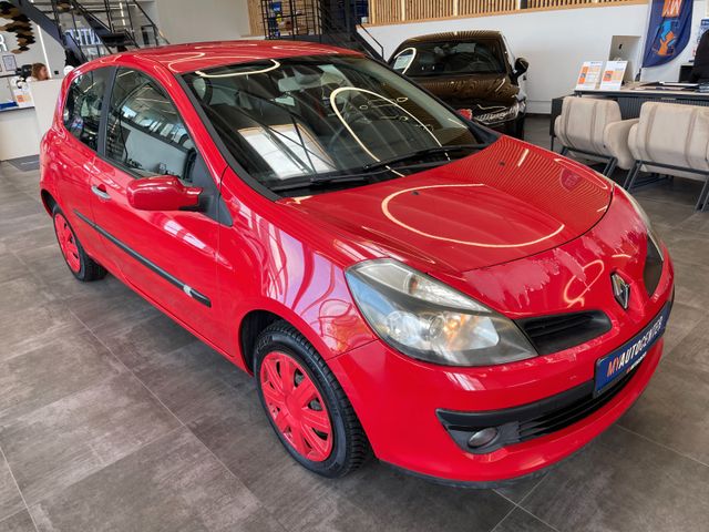 Renault Clio III Dynamique MOTOR- UND GETRIEBSCHADEN