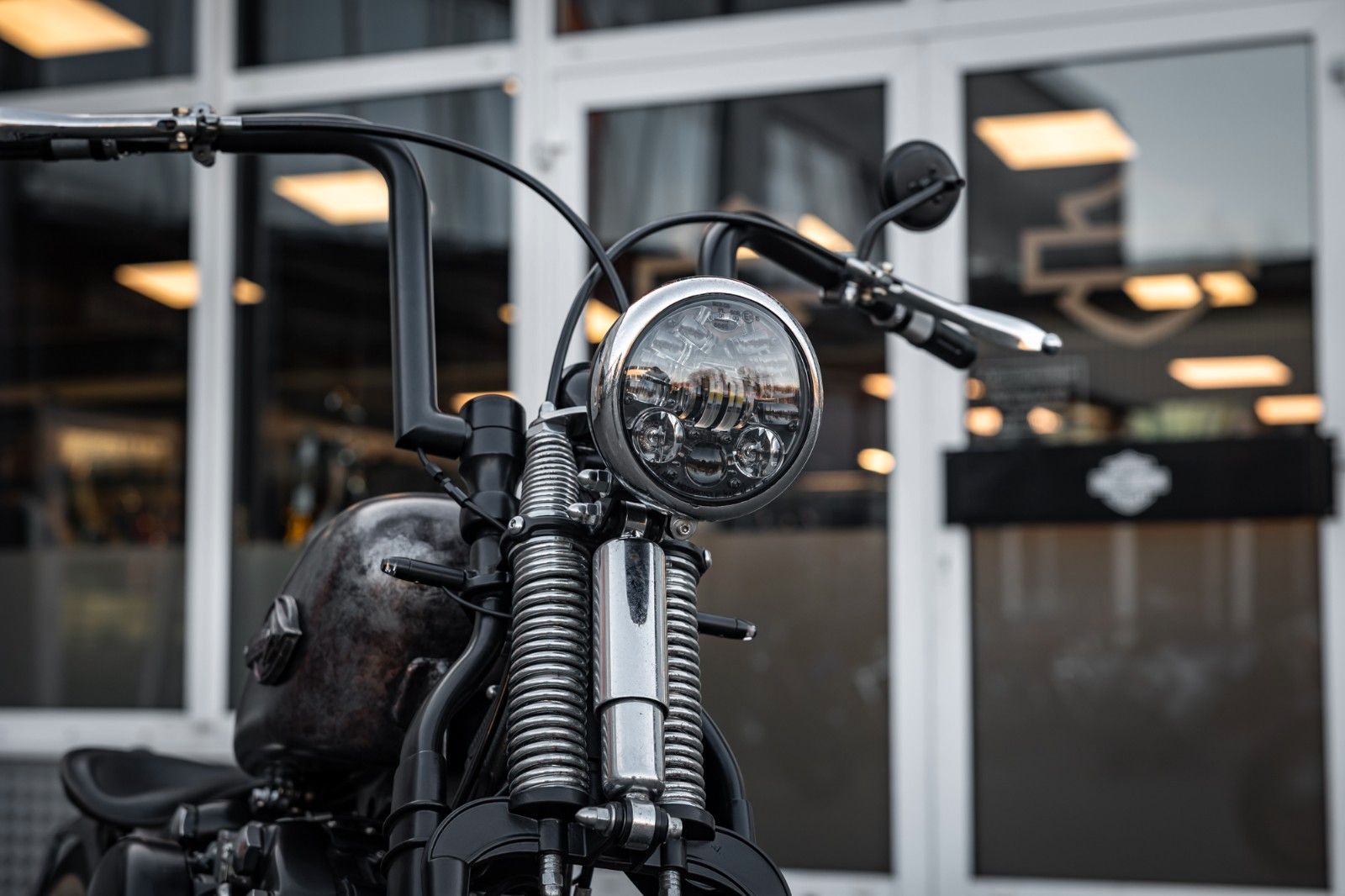 Fahrzeugabbildung Harley-Davidson Softail FAT BOY FLSTF - CUSTOM UMBAU - VERGASER