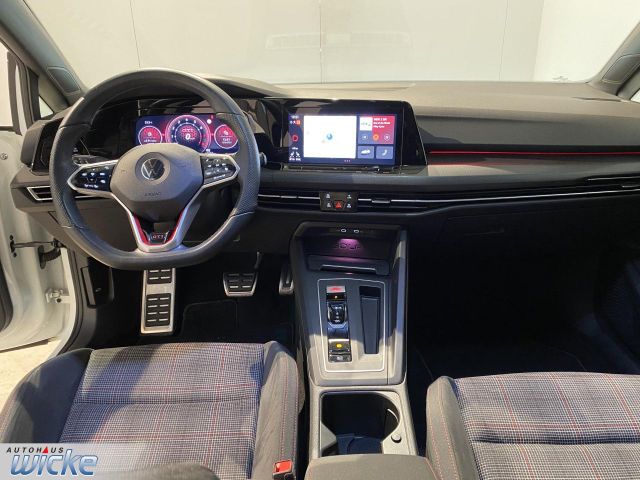 Golf VIII 2.0 TSI DSG GTI NAVI KLIMA KEYLESS PDC