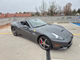 Ferrari California 4.3 V8 4-Sitzer - - Ferrari: 3.8