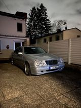 Mercedes-Benz E 320 CDI AVANTGARDE Avantgarde - Mercedes-Benz E-Klasse aus 2000