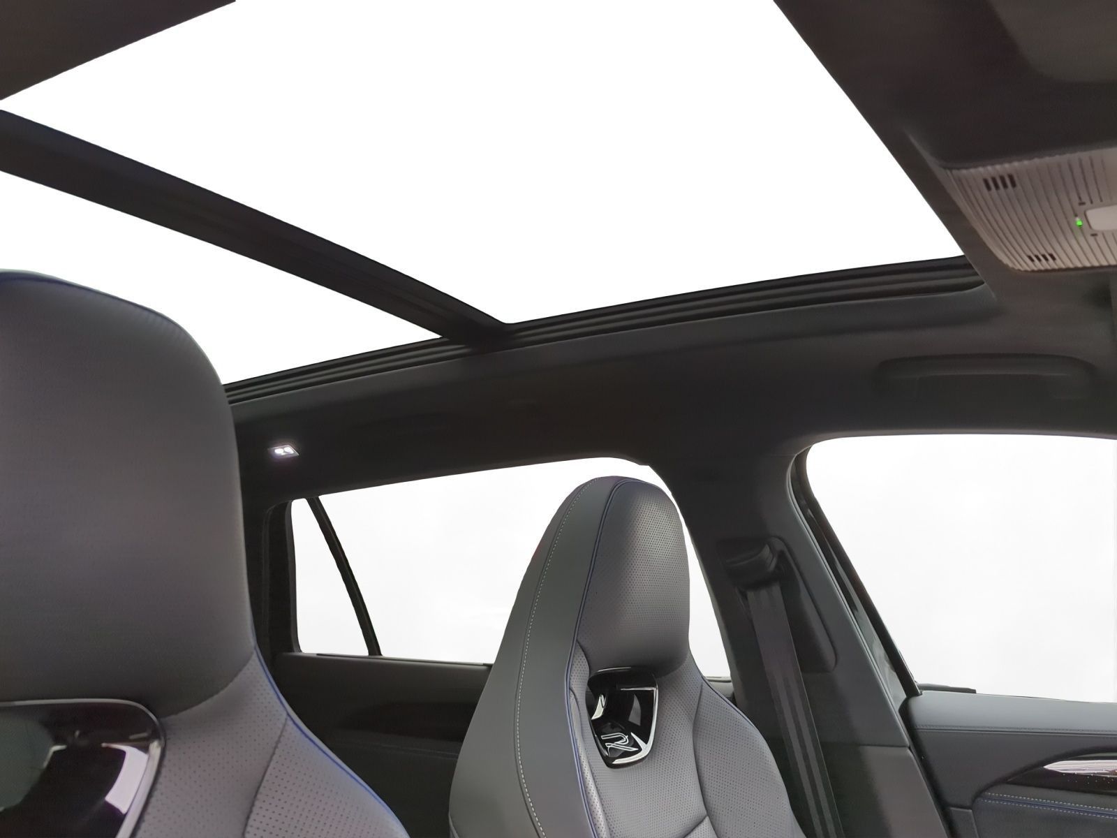 Volkswagen Passat Variant - Bild 12