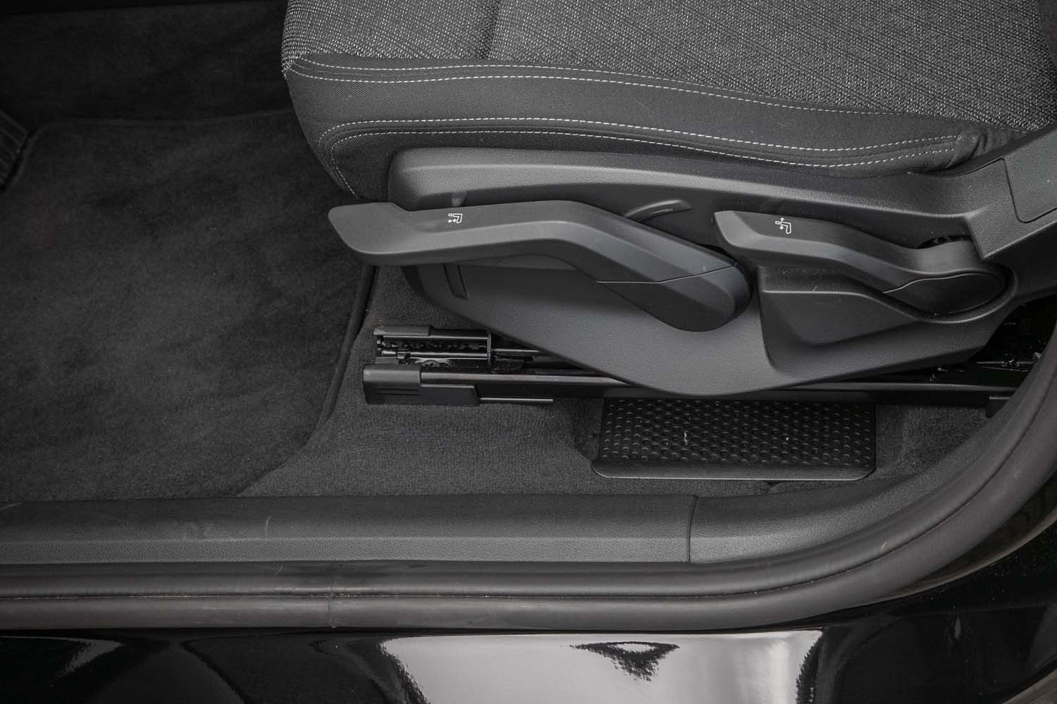 BMW 218 Active Tourer - Bild 12