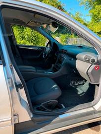 صورة 5 لـ 2003 Mercedes-BENZ C 180