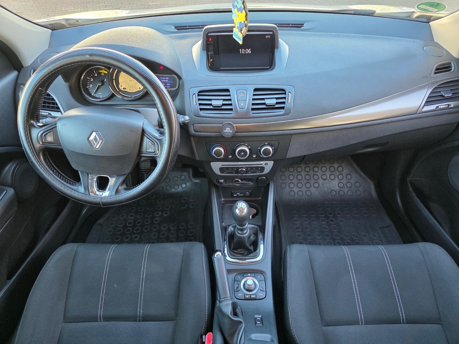 Renault Megane 2014 — photo 10
