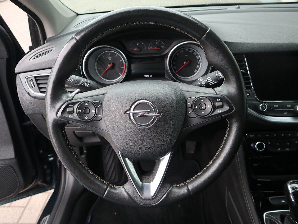 Fahrzeugabbildung Opel Astra Sports Tourer 1.4 Turbo Innovation AHK NAV