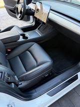 Tesla Model 3 Langstreckenbatterie - Allradantrieb AHK - Tesla Model 3 von privat
