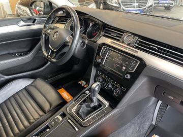 Volkswagen Passat Variant Highline BMTStart-Stopp *AHK*SHZ