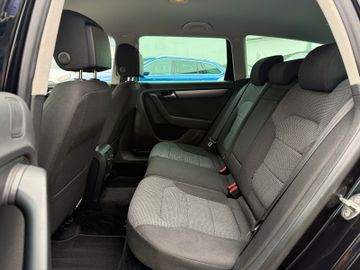 Volkswagen Passat Variant - 11