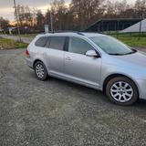 Volkswagen Golf V Variant Comfortline - Volkswagen Golf aus 2008 mit Diesel-Antrieb: Kombi