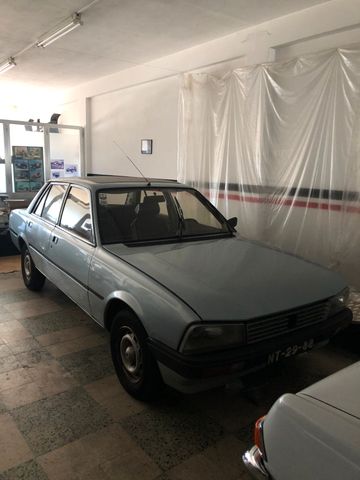Peugeot 505 SR LEDER