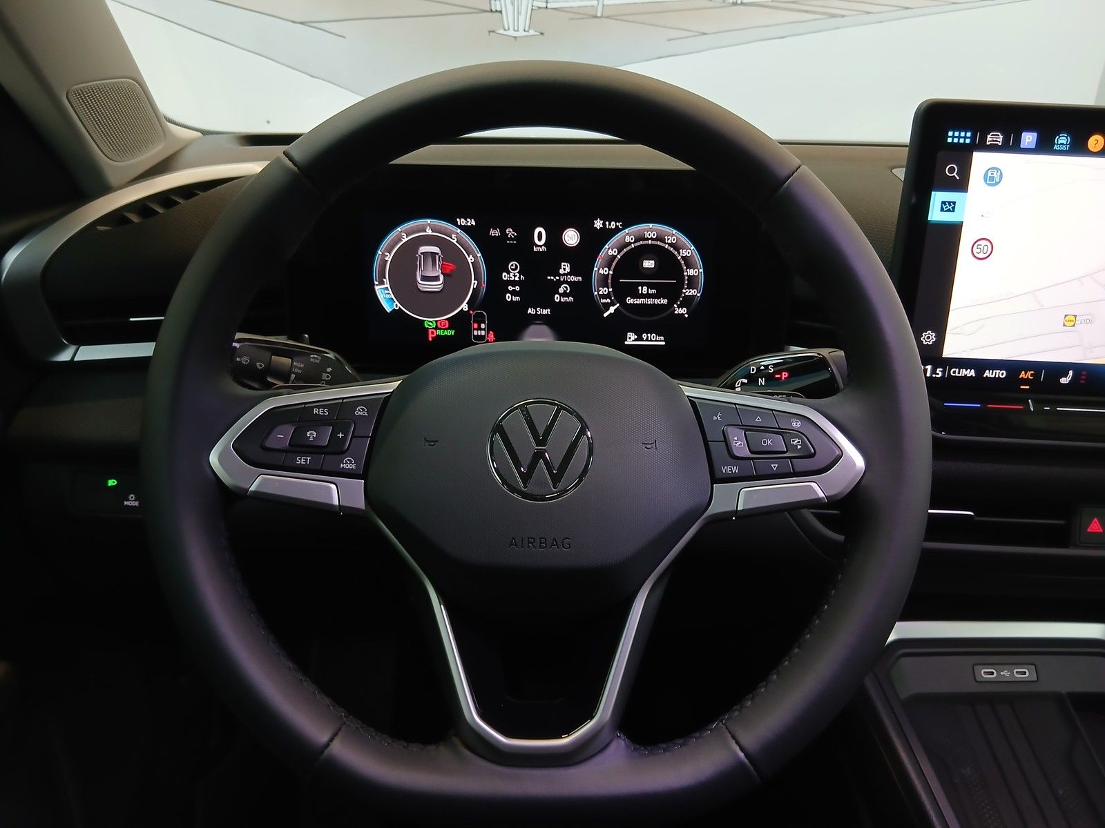 Fahrzeugabbildung Volkswagen T-Roc Life 1.5 eTSI DSG + ACC +LED+Navi +Keyless