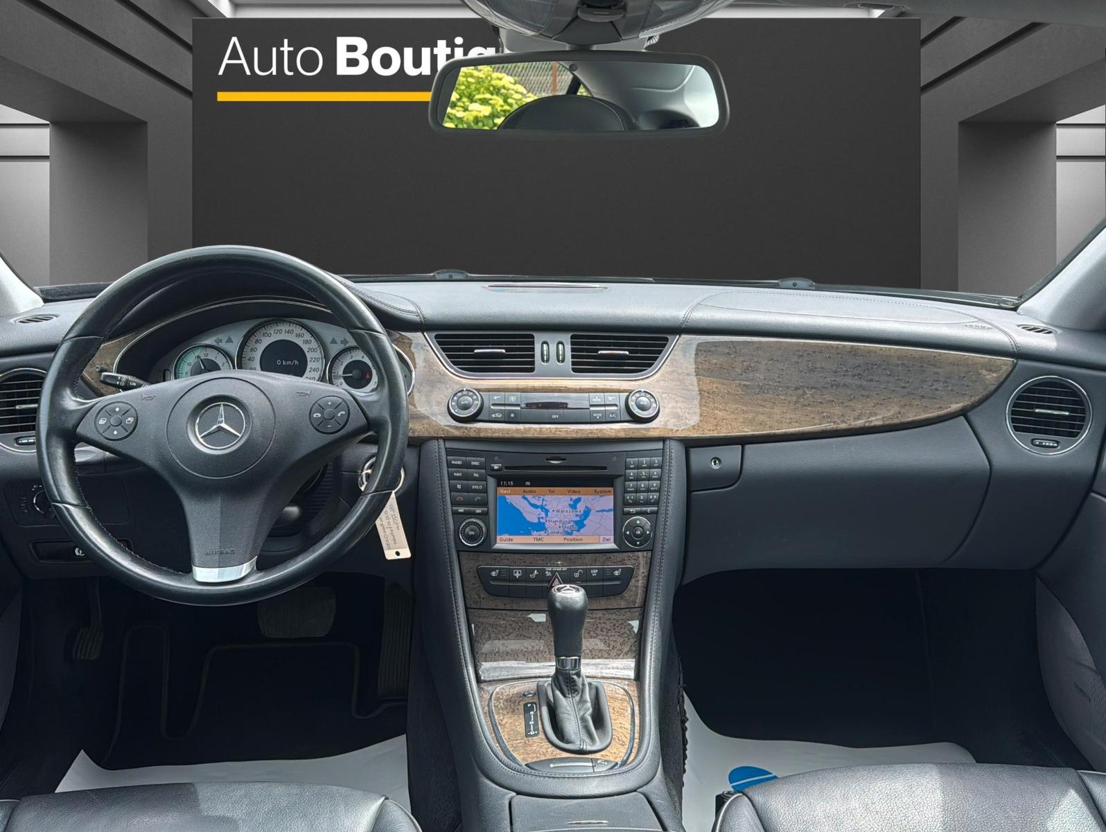 Mercedes-Benz CLS 300 7G-TRONIC /NAVI/LEDER/H&K SOUND/PANO