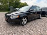 Volvo V50 Kombi 1.6 D Drive Summum Scheckheftgepflegt - gebrauchte Volvo V50 aus dem Jahr 2010