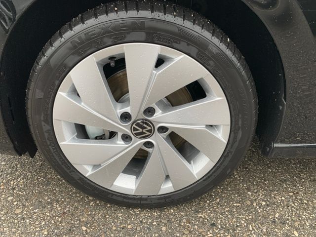 Fahrzeugabbildung Volkswagen Golf Variant 2.0 TDI DSG GOALHUD KAMERA AHK EASY