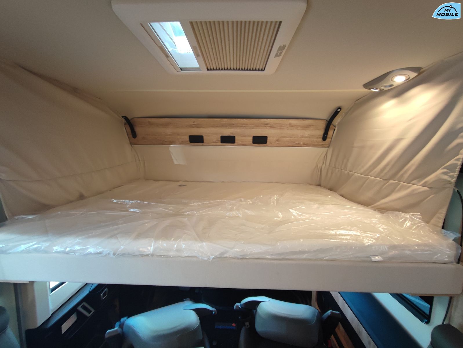 Fahrzeugabbildung Eura Mobil Integra Line GT 726 EF *SCHAUSONNTAG 11-16 Uhr*
