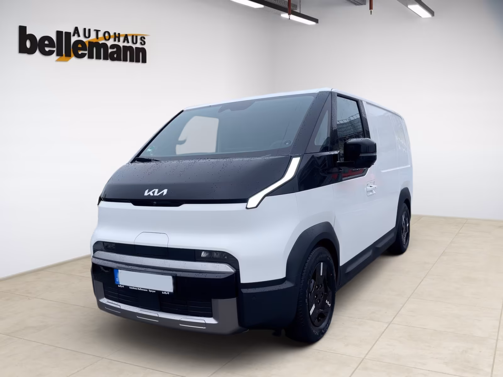 Kia PV5 Cargo L2H1  51.5 kWh  Essential|3T|AW