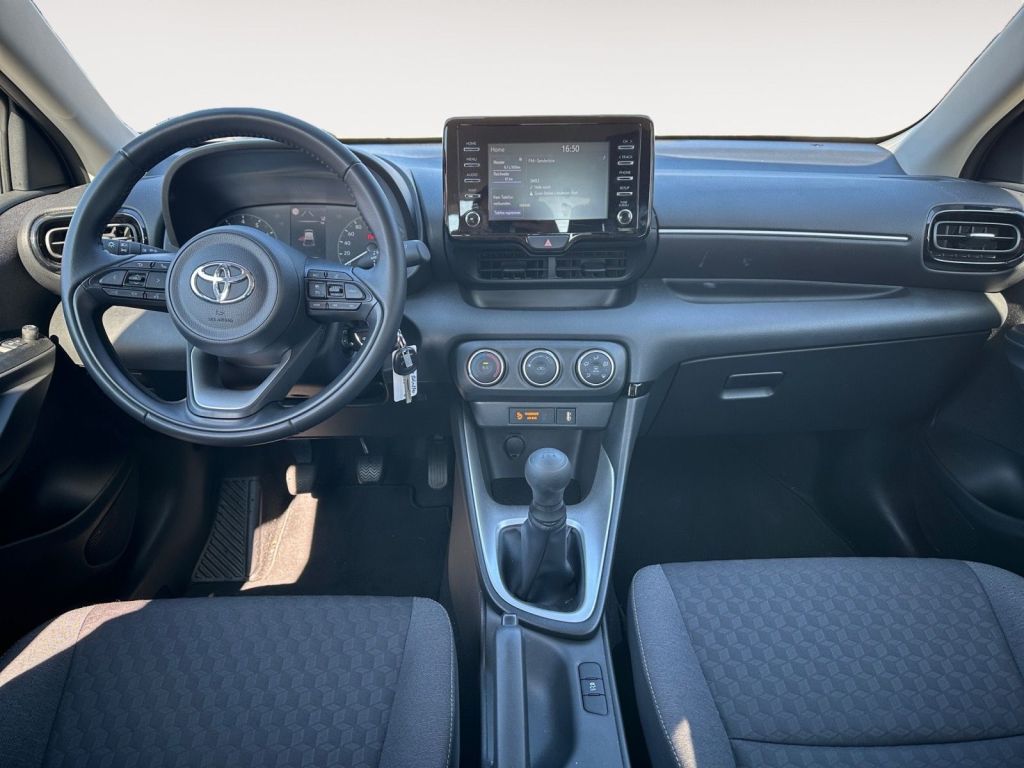 Fahrzeugabbildung Toyota Yaris 1.0 VVT-i Comfort