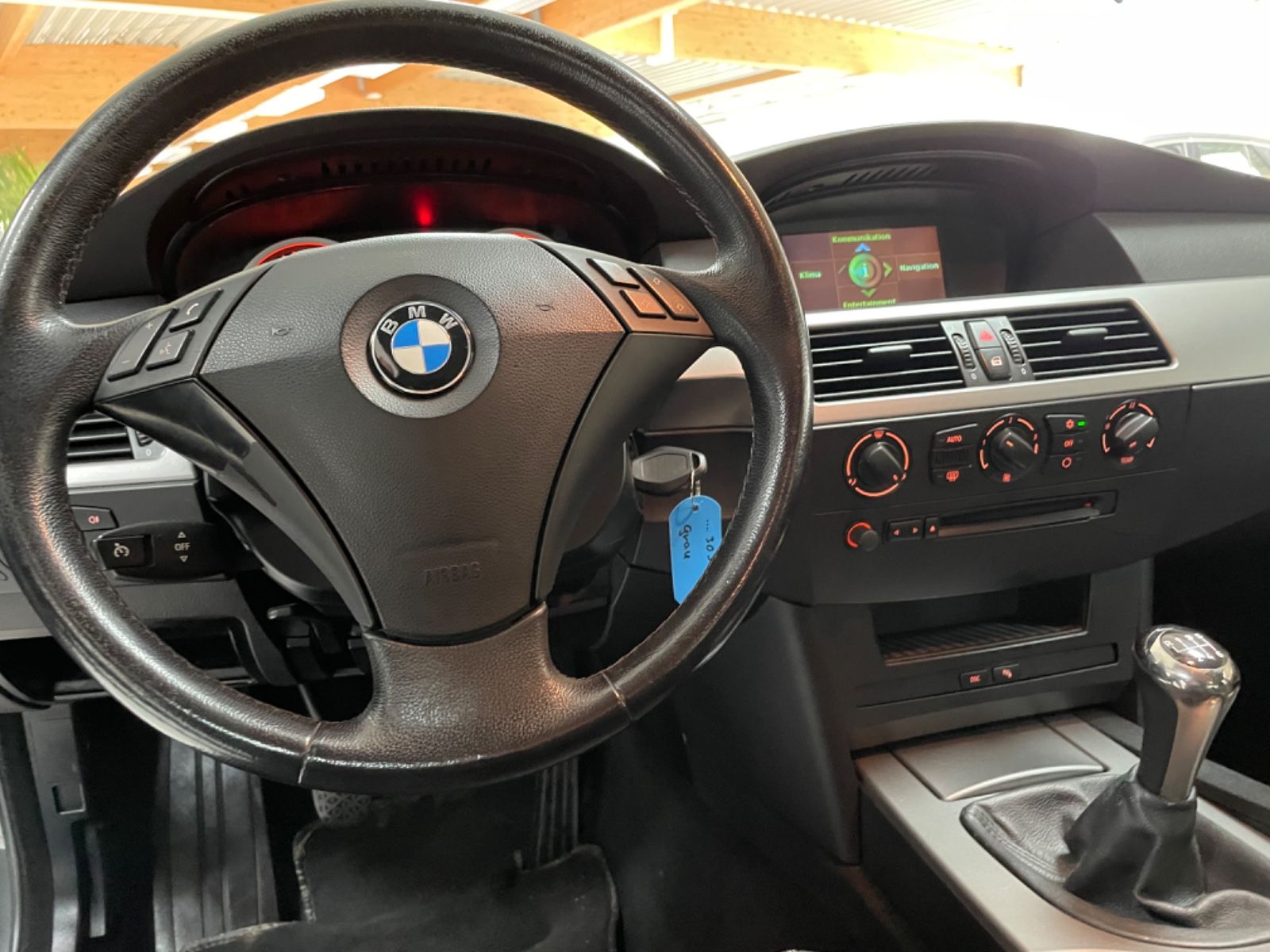 Fahrzeugabbildung BMW 525 Baureihe 5 Lim. 525i Export