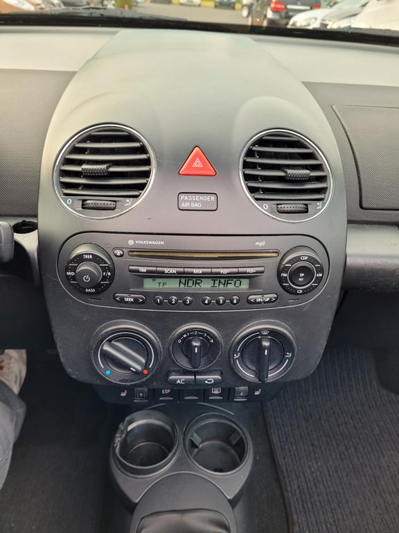 Volkswagen New Beetle