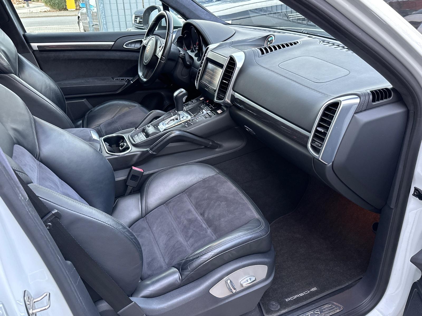 Porsche Cayenne GTS SportChrono/Navi/Xenon/SHZ/PDC