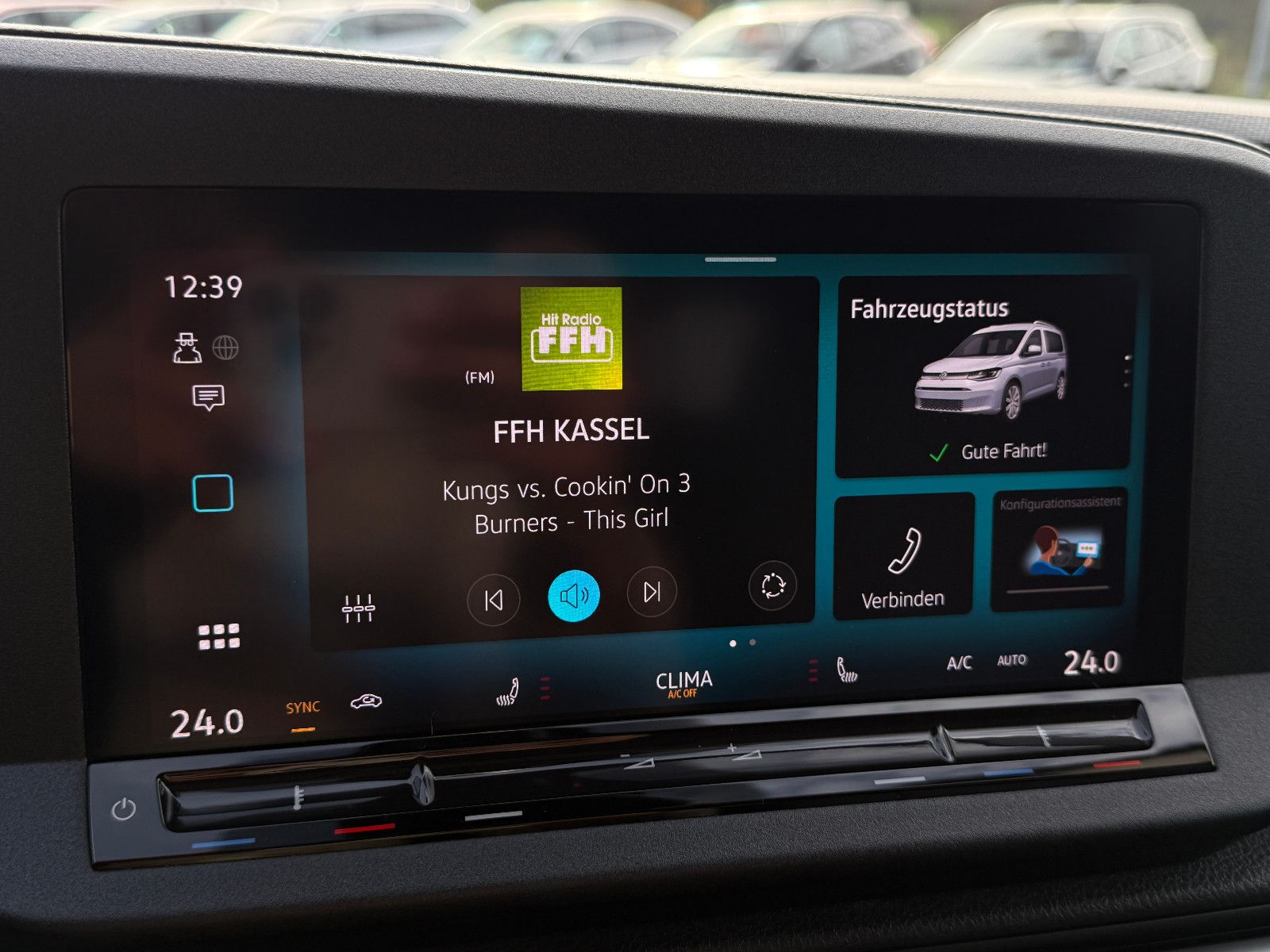 Fahrzeugabbildung Volkswagen Caddy Life Maxi 7-Sitzer ACC Blis DAB PDC SHZ