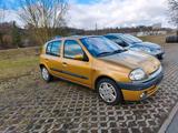 Renault Clio 2  1.4 - Renault Clio aus 1998: 1.2