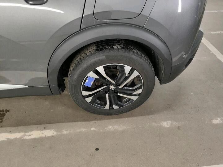 Fahrzeugabbildung Peugeot 2008 GT 8-AUTOMATIK GRA NAVI PDC 1.HAND