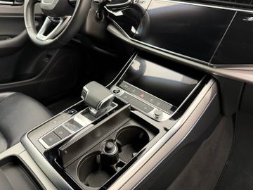 Audi Q8 - 5