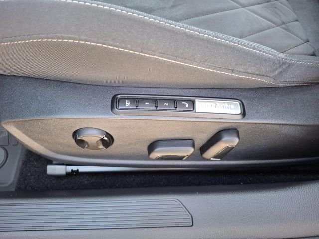 GOLF VIII VARIANT 2.0 TDI DSG