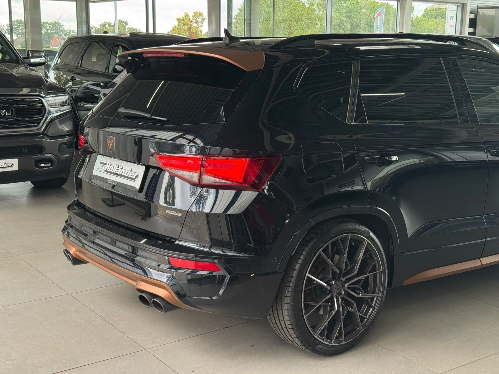 Fahrzeugabbildung CUPRA Ateca 2.0 TSI 4Drive  "CarGarantie bis 07/2029"