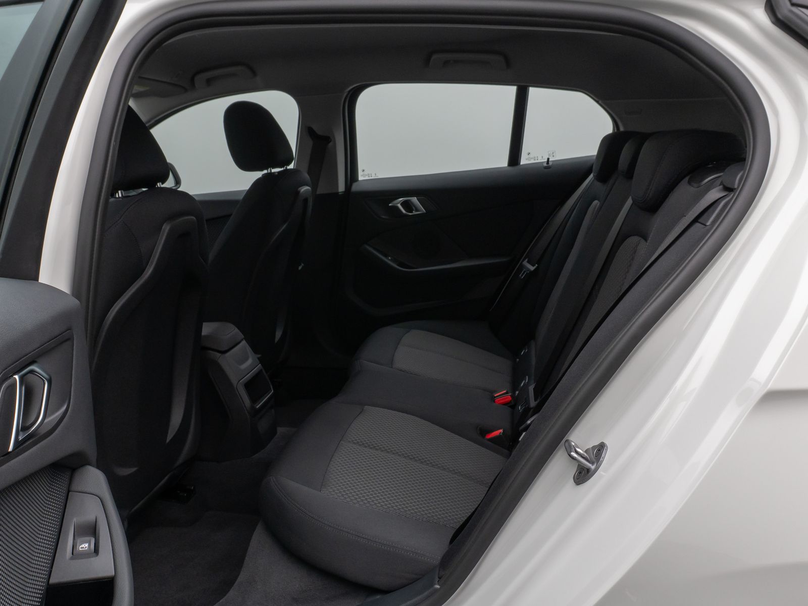 Fahrzeugabbildung BMW 116i Aut PDC DAB CockpitPro Limit NotbremsAssist