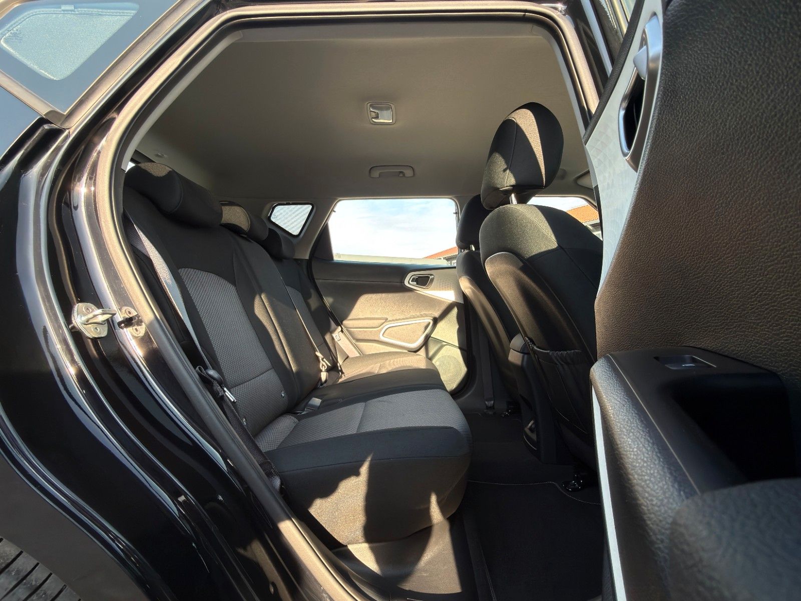 Fahrzeugabbildung Kia e-Soul Edition 39kWh LED ACC PDC CarPlay Kamera