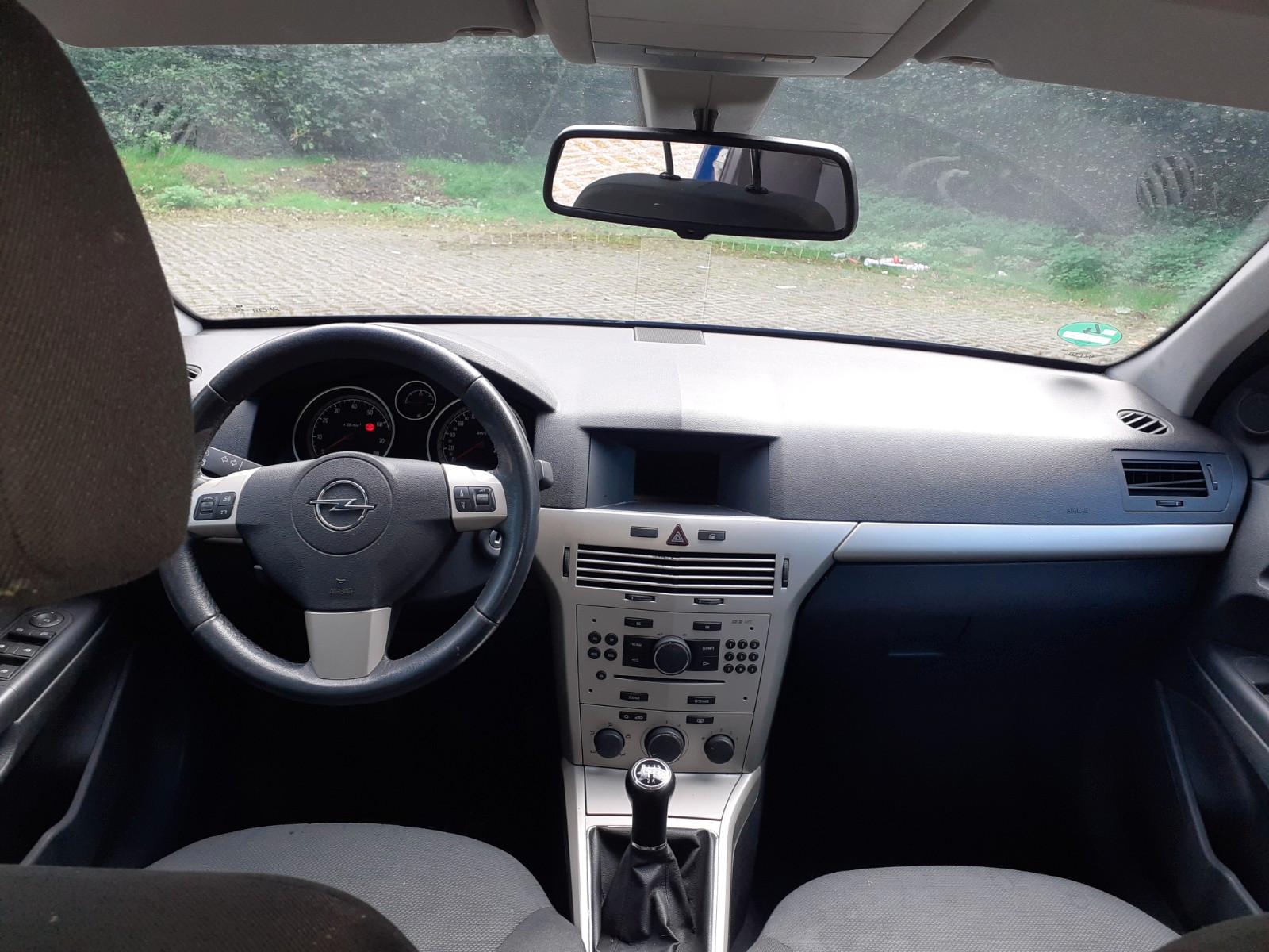 Opel Astra 2007 — photo 7