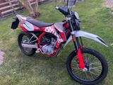 SWM RS 125 RR - SWM RS 125 R