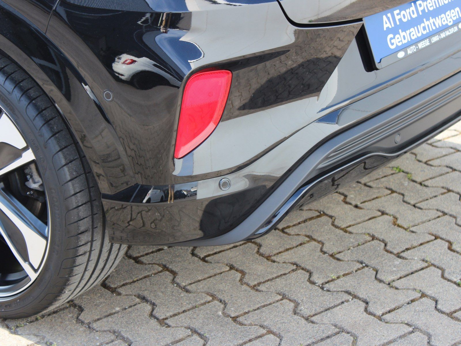 Fahrzeugabbildung Ford Puma ST-Line X 1,0 EcoBoost Mild Hybrid