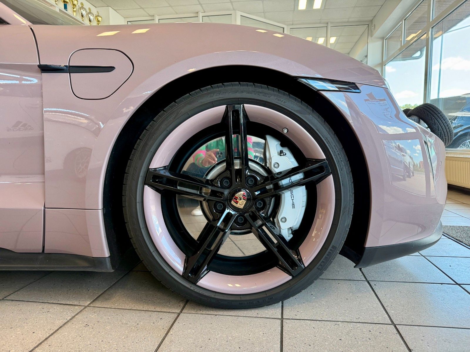 Fahrzeugabbildung Porsche Taycan Performance/HeadUP/SportDesign/APPROVED
