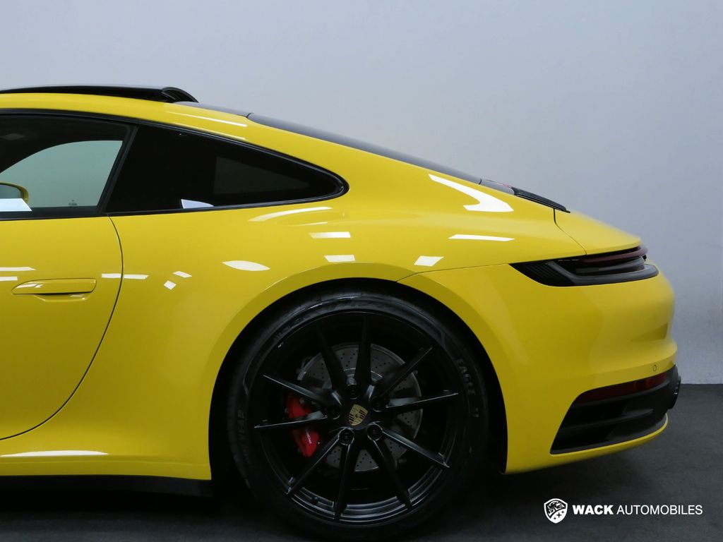 PORSCHE 911 2019