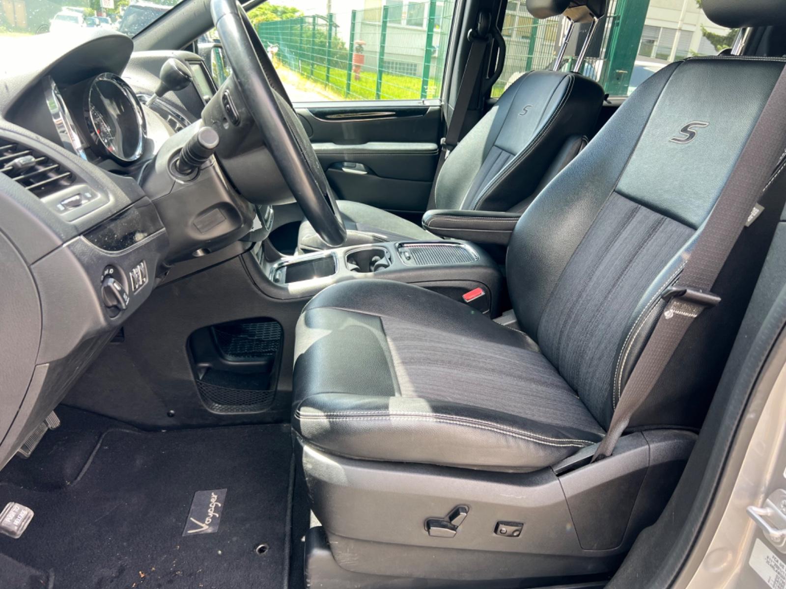 Lancia Voyager S 2.8 CRD 177 ch BVA – 7 Places – 1ère Main – Stow'n Go – Portes Électriques