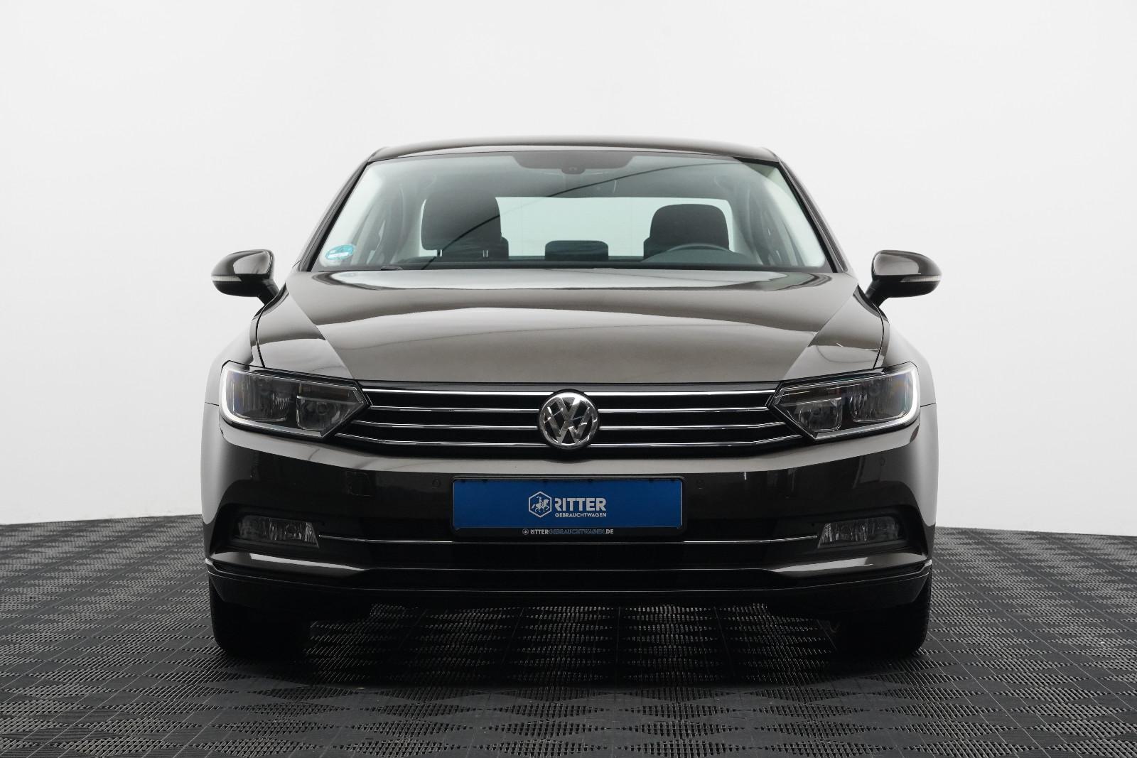Volkswagen Passat Lim. 1.4 SHZ NAVI GJR Keyless PDC