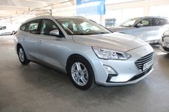 Fahrzeugabbildung Ford Focus Cool & Connect NAVI + WinterPaket + PDC