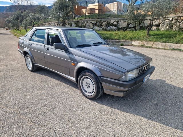 Alfa Romeo 75 2.0i Twin Spark 17.000 km ORIGINAL